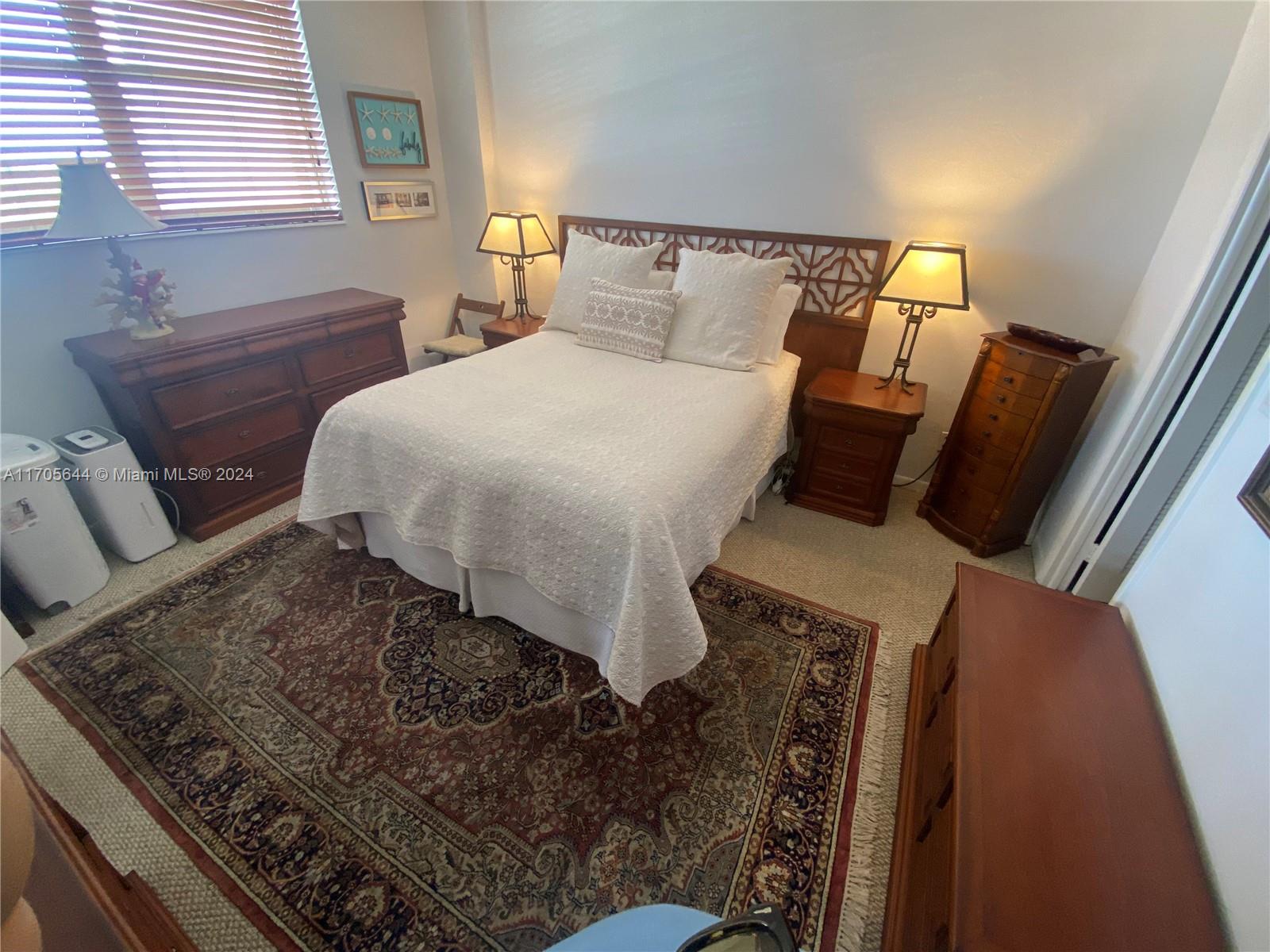 GABLES WATERWAY TOWERS CO - Residential