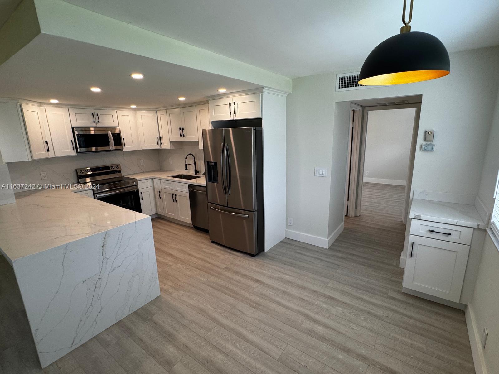 KINGS POINT BRITTANY COND - Residential Lease