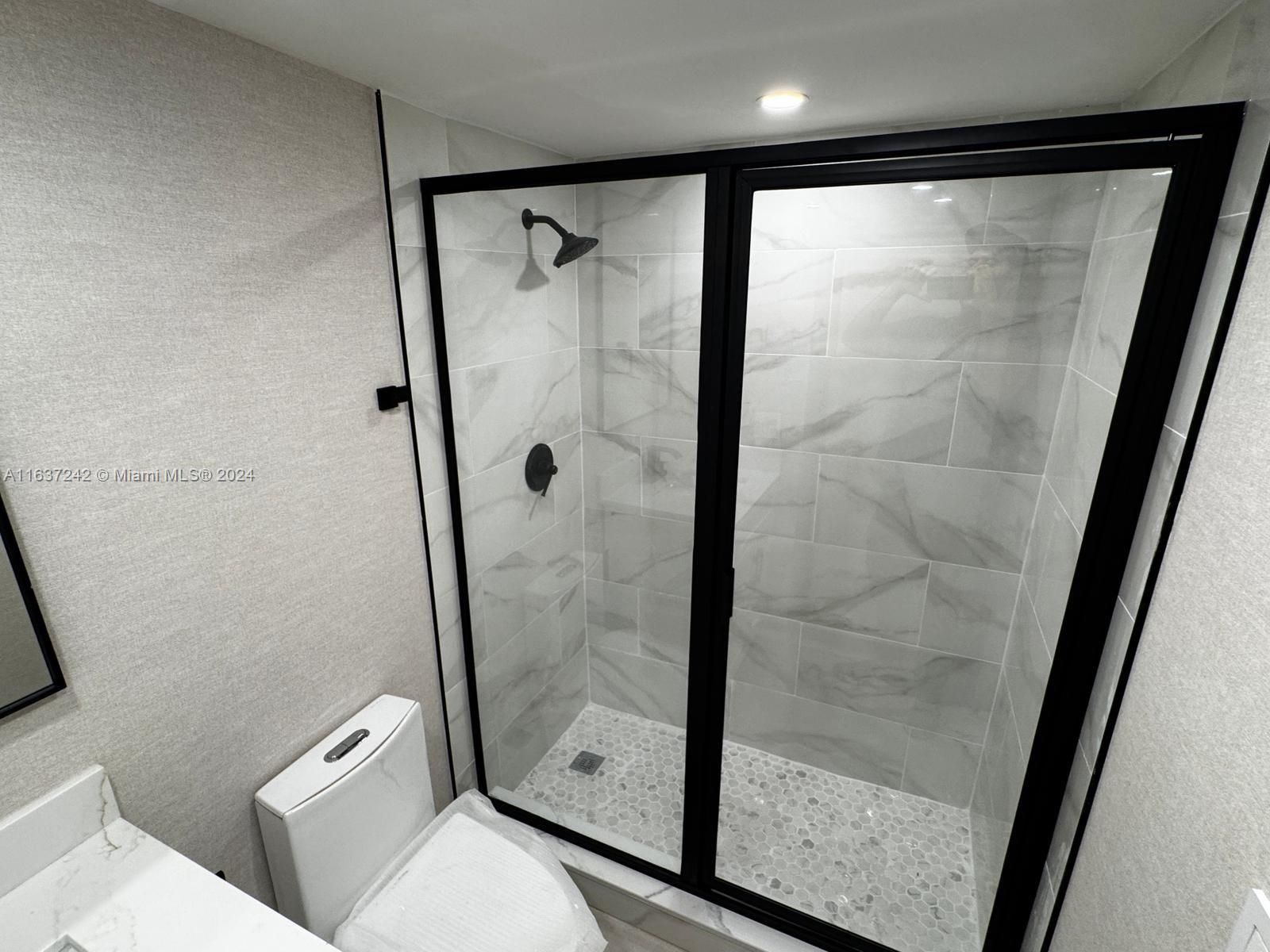 KINGS POINT BRITTANY COND - Residential Lease