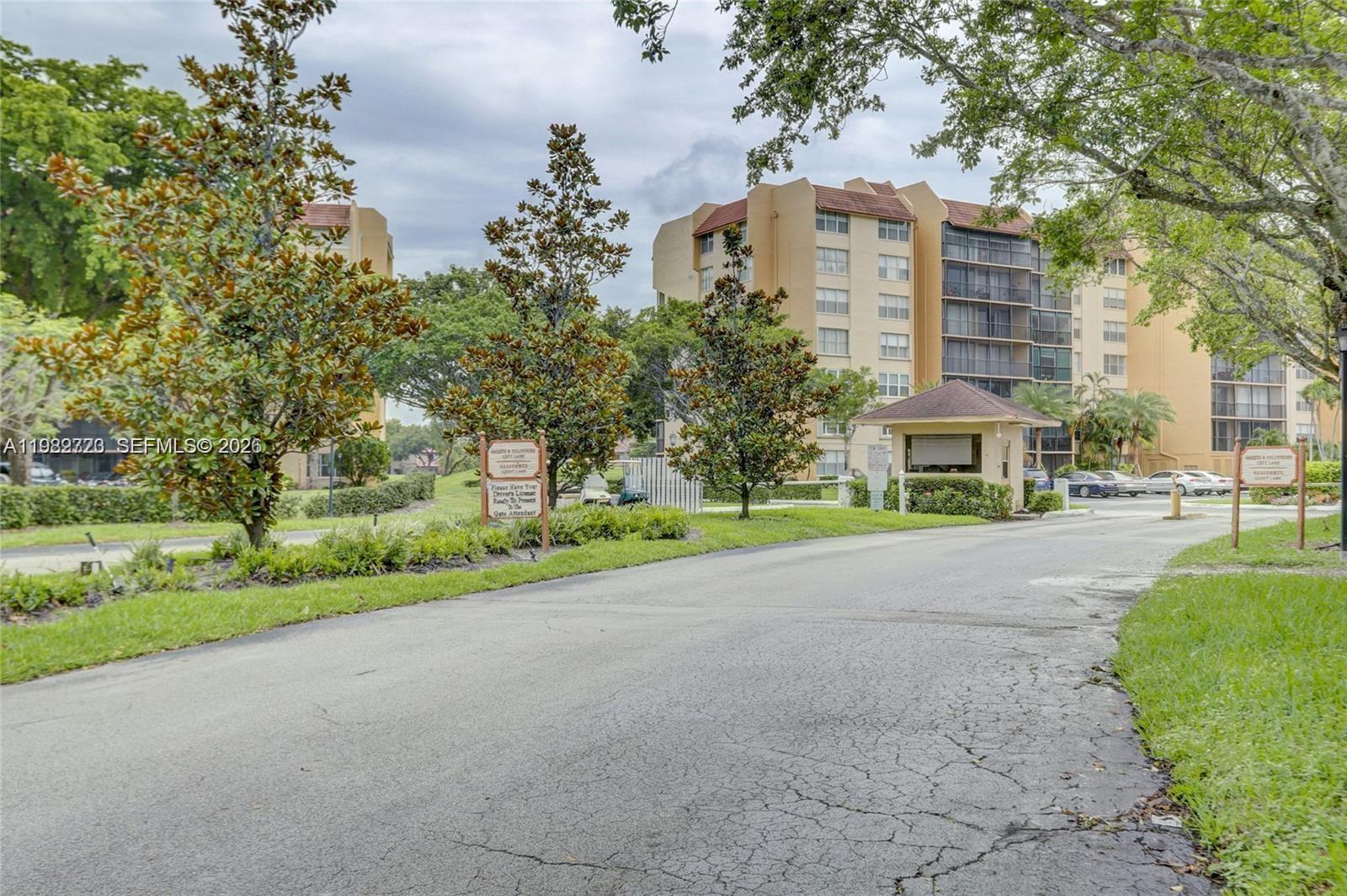 CONDOMINIUM 5 OF ENVIRON - Residential