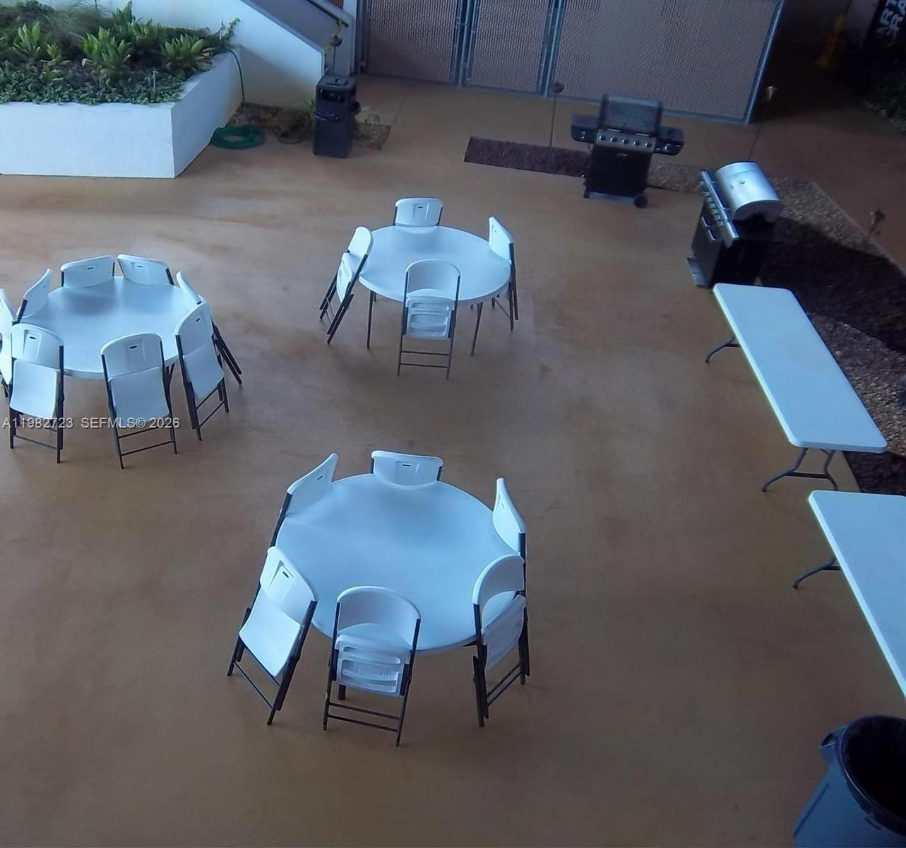 CONDOMINIUM 5 OF ENVIRON - Residential