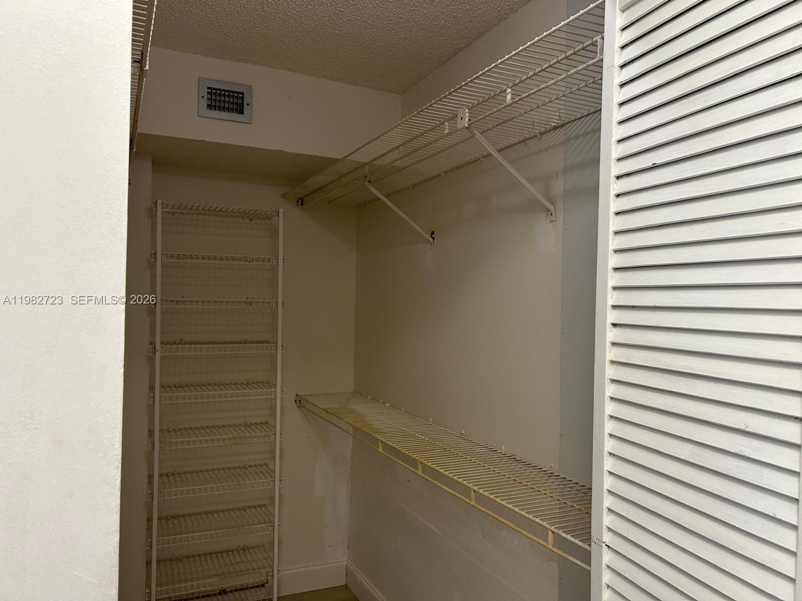 CONDOMINIUM 5 OF ENVIRON - Residential