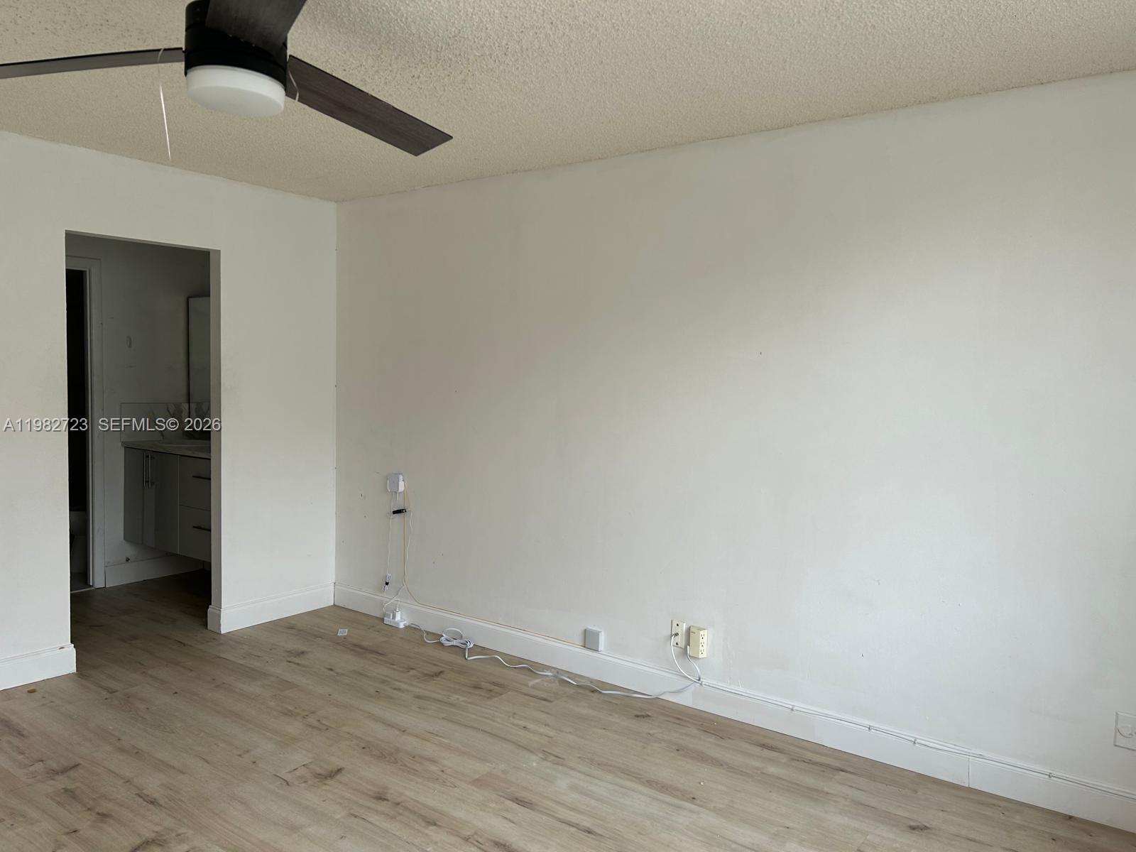 CONDOMINIUM 5 OF ENVIRON - Residential