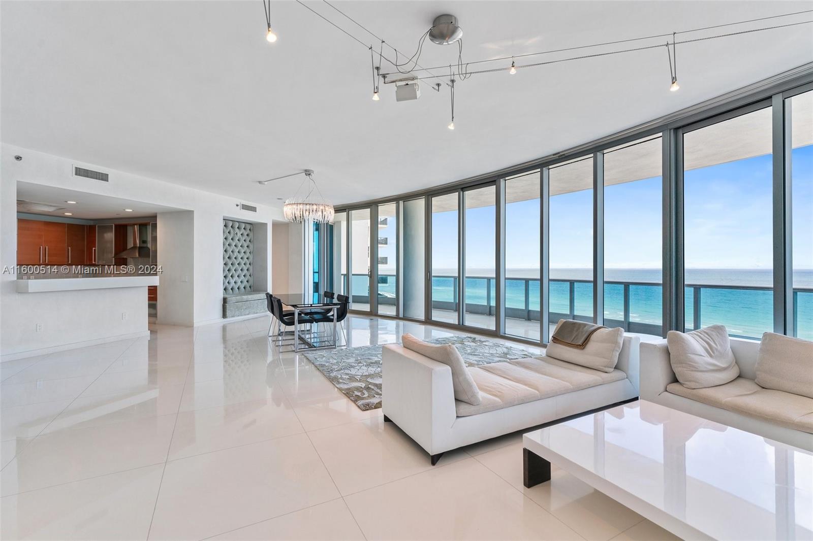 THE RESIDENCES AT THE BAT - Residential