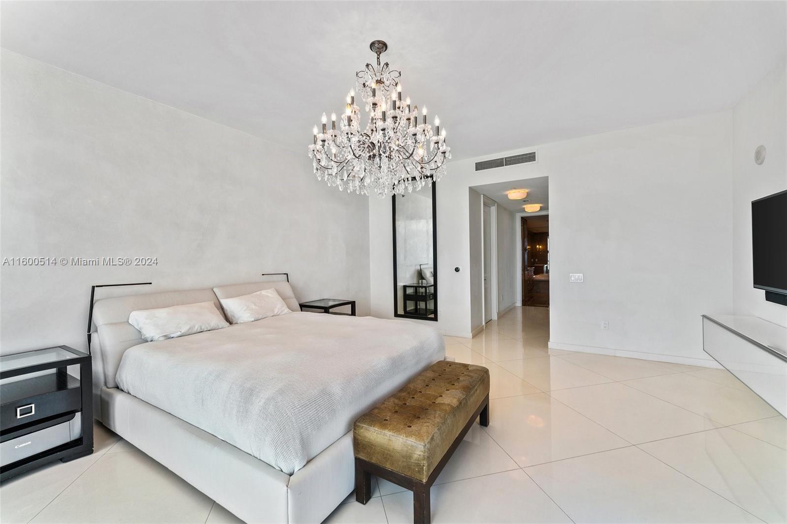 THE RESIDENCES AT THE BAT - Residential