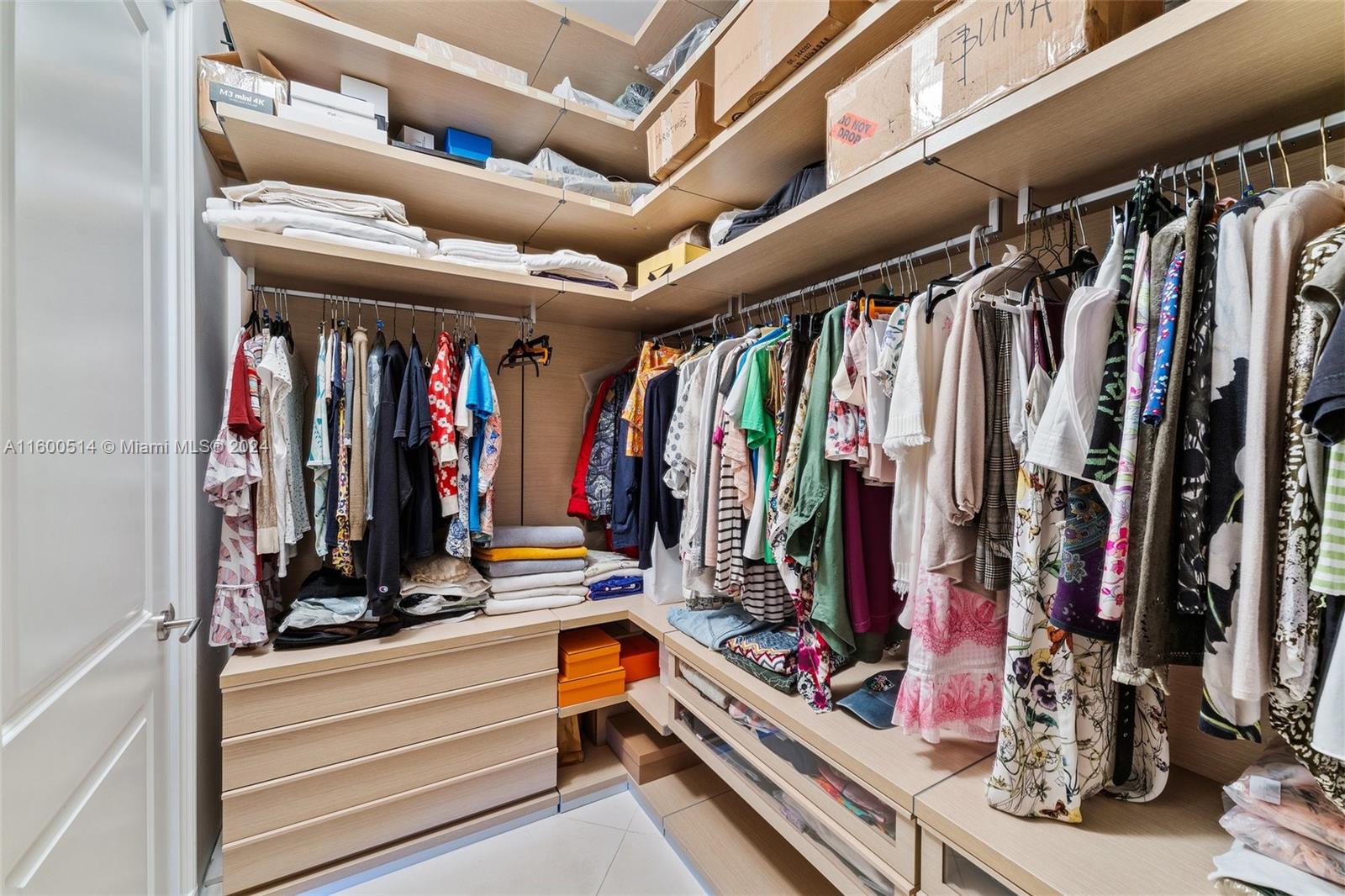 THE RESIDENCES AT THE BAT - Residential