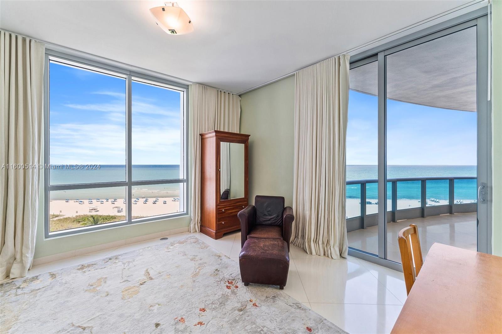 THE RESIDENCES AT THE BAT - Residential