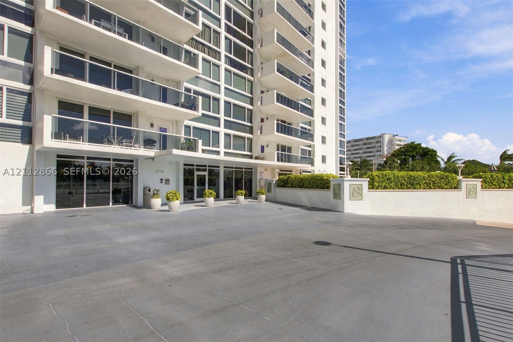 2715 N Ocean Blvd