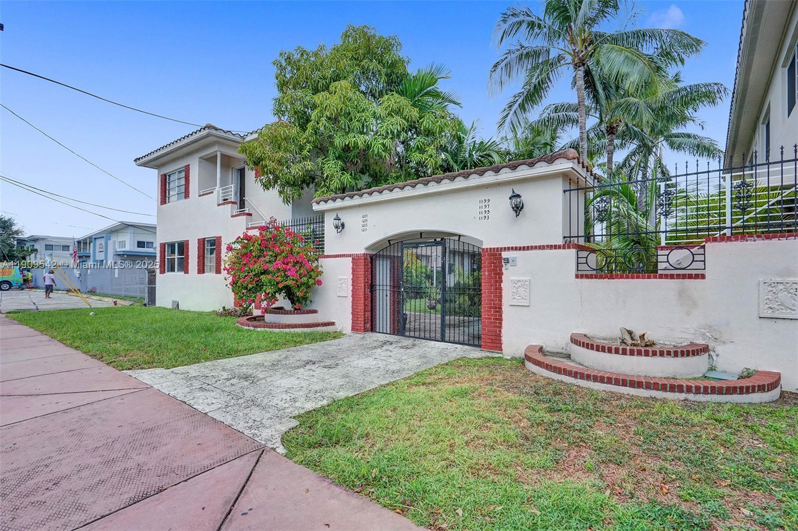 MARSEILLES CONDO - Residential Lease