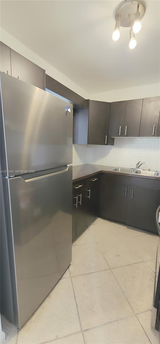 304 NW 30th Ct 102