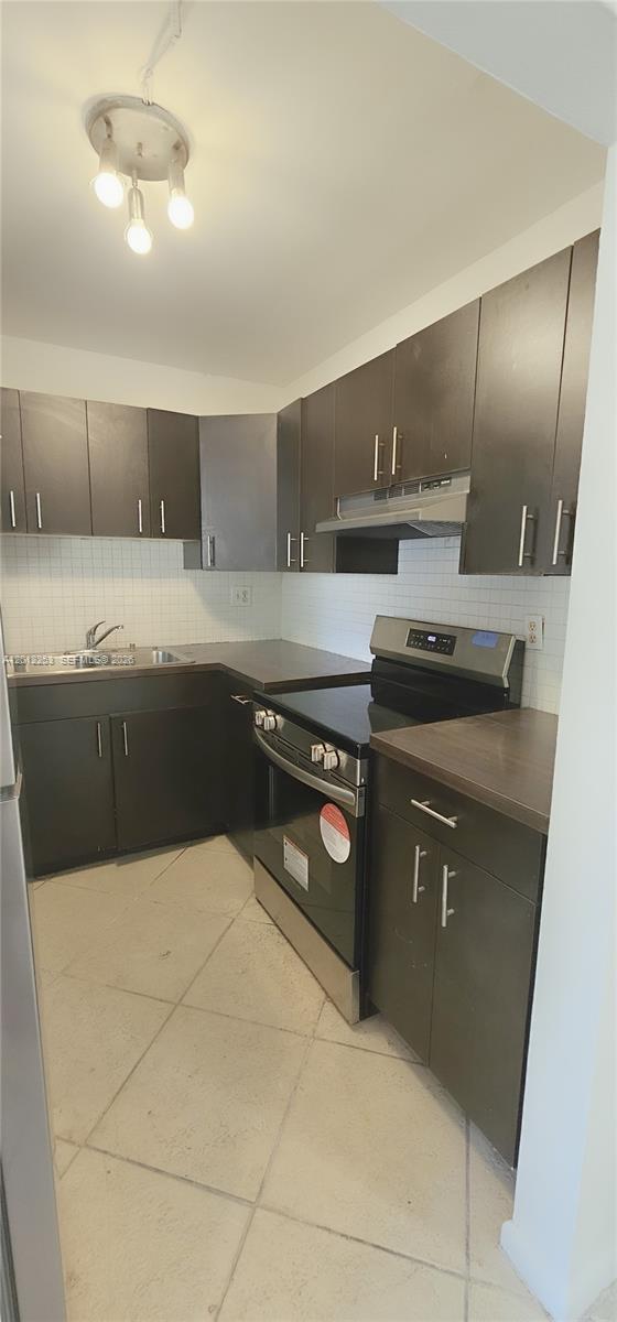 304 NW 30th Ct 102