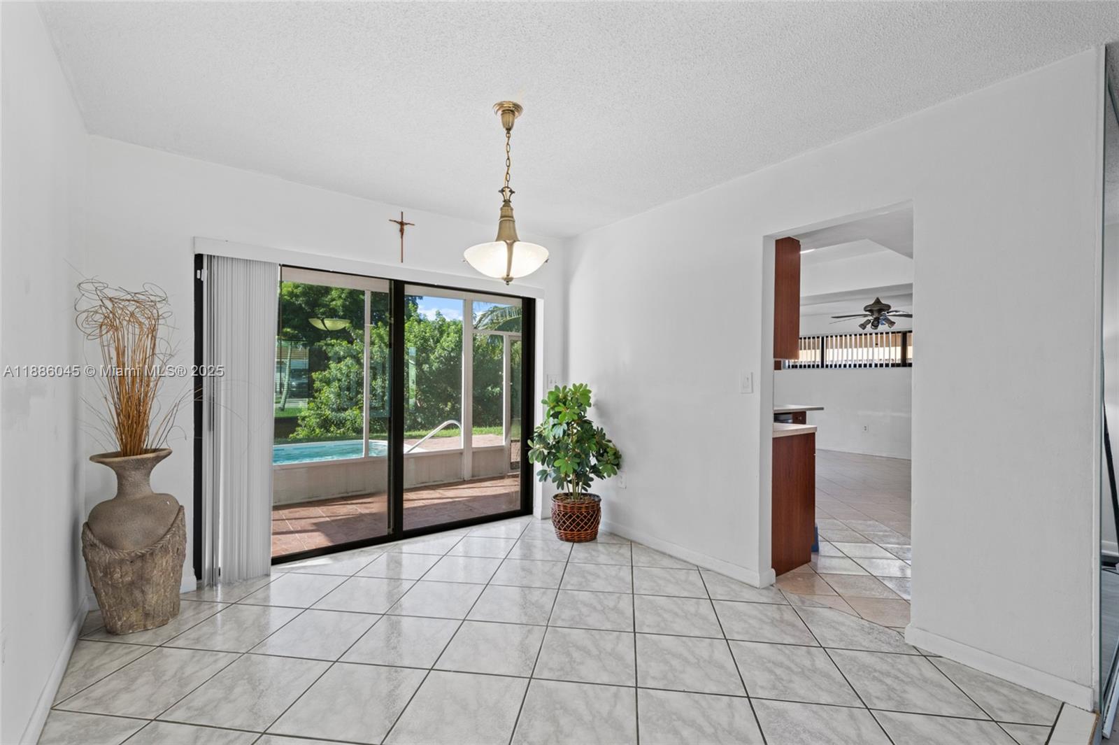 SUNRISE GOLF VILLAGE FIRS - Residential