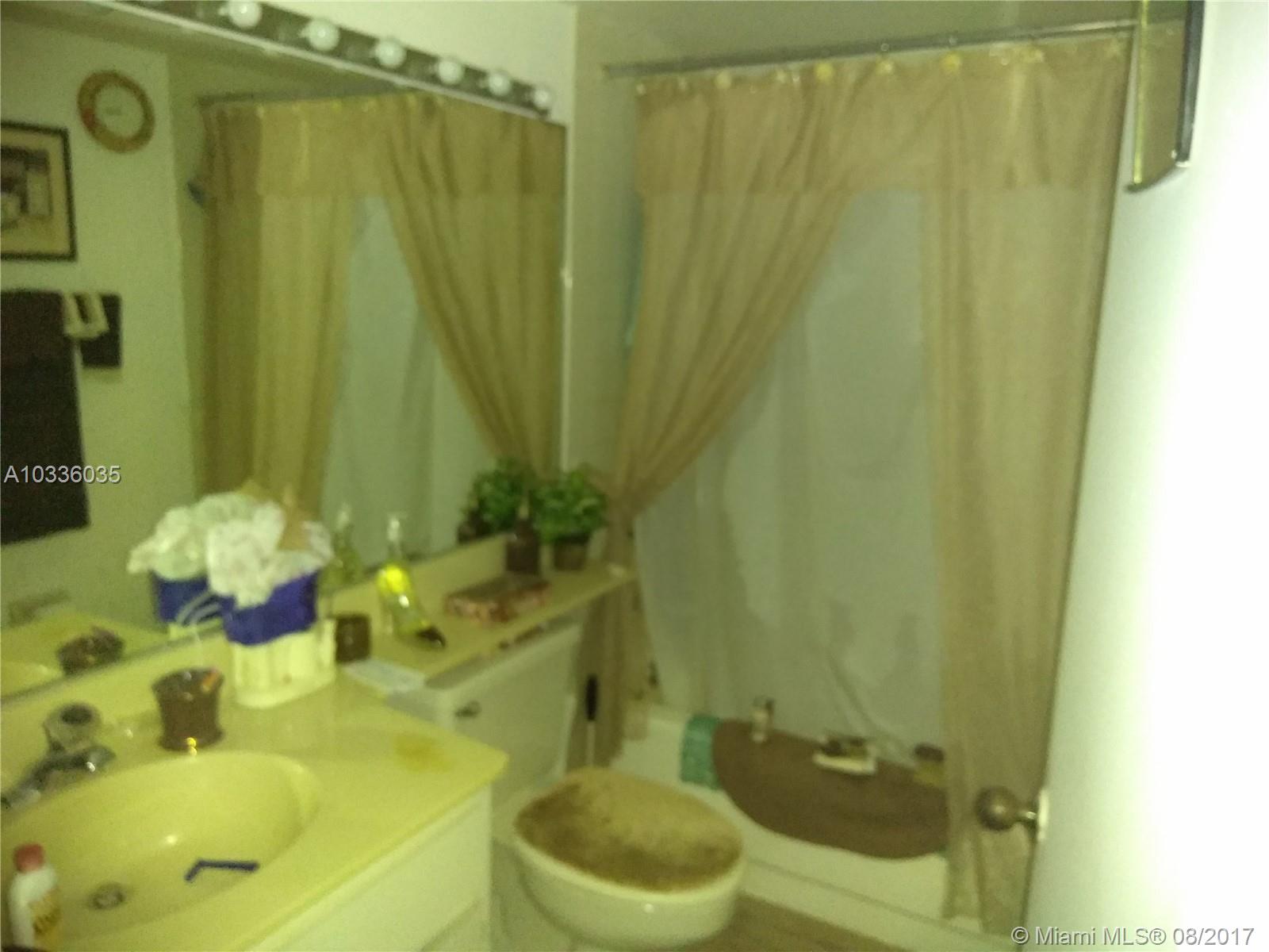 KENLAND POINTE CONDO II - Residential Lease