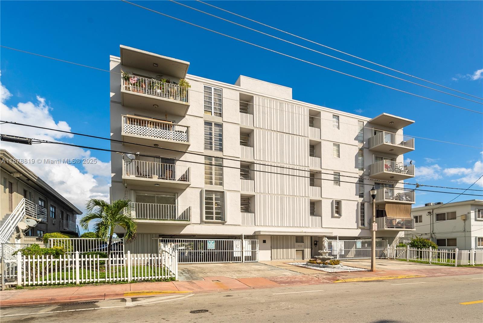 DOMINO TWO CONDO - Residential Lease