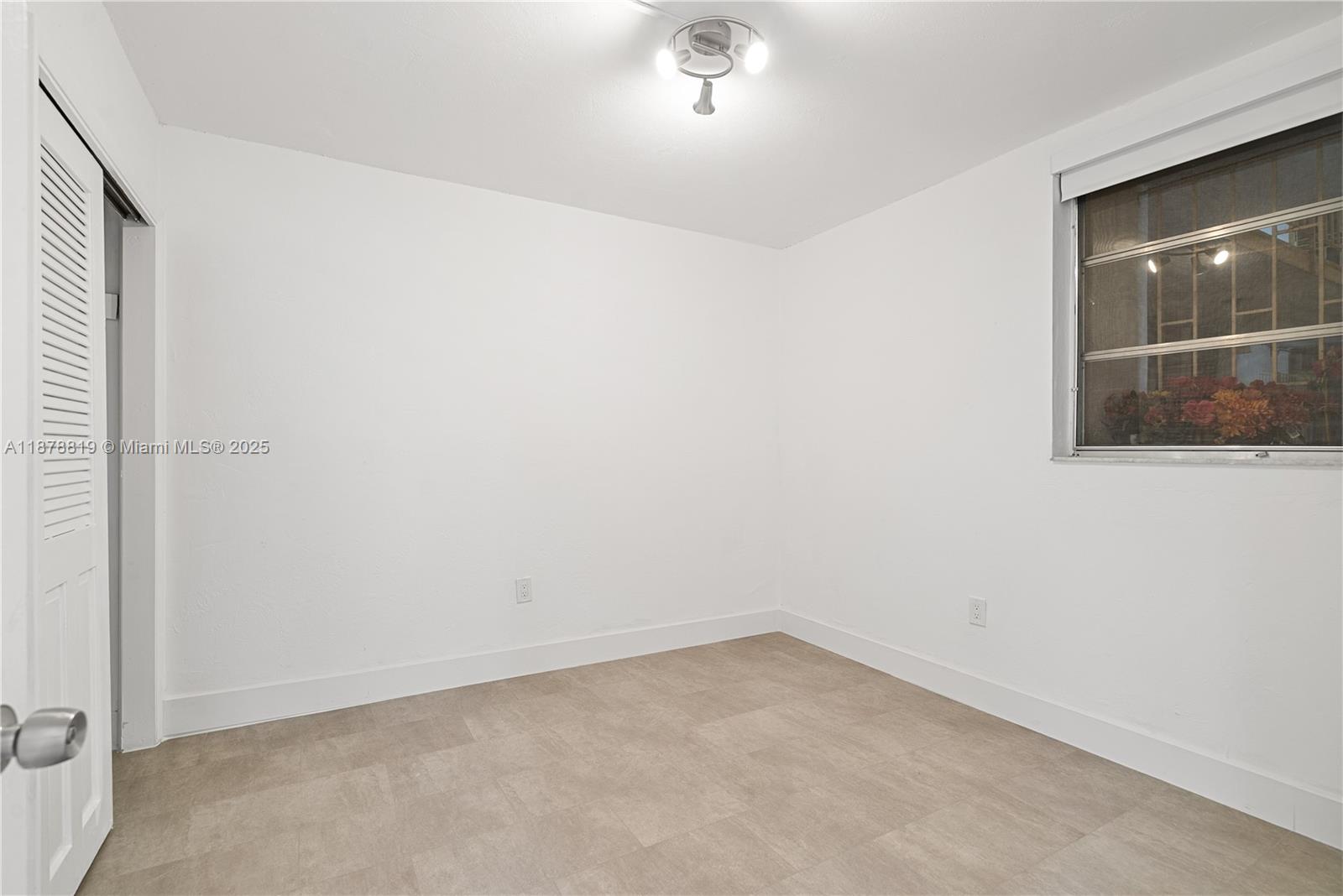 DOMINO TWO CONDO - Residential Lease