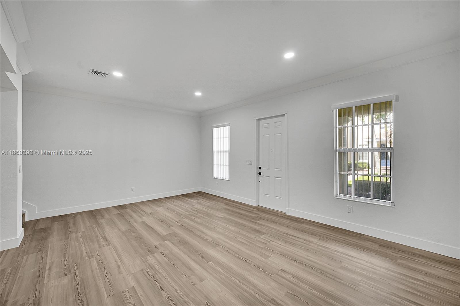 8305 NW 8th Ter