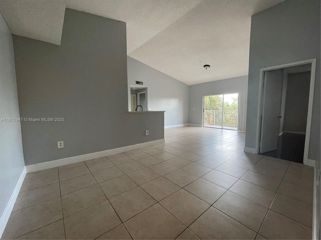 Photo of 6928 SW 39th St #A301, Davie, FL 33314 (MLS # A11812947)
