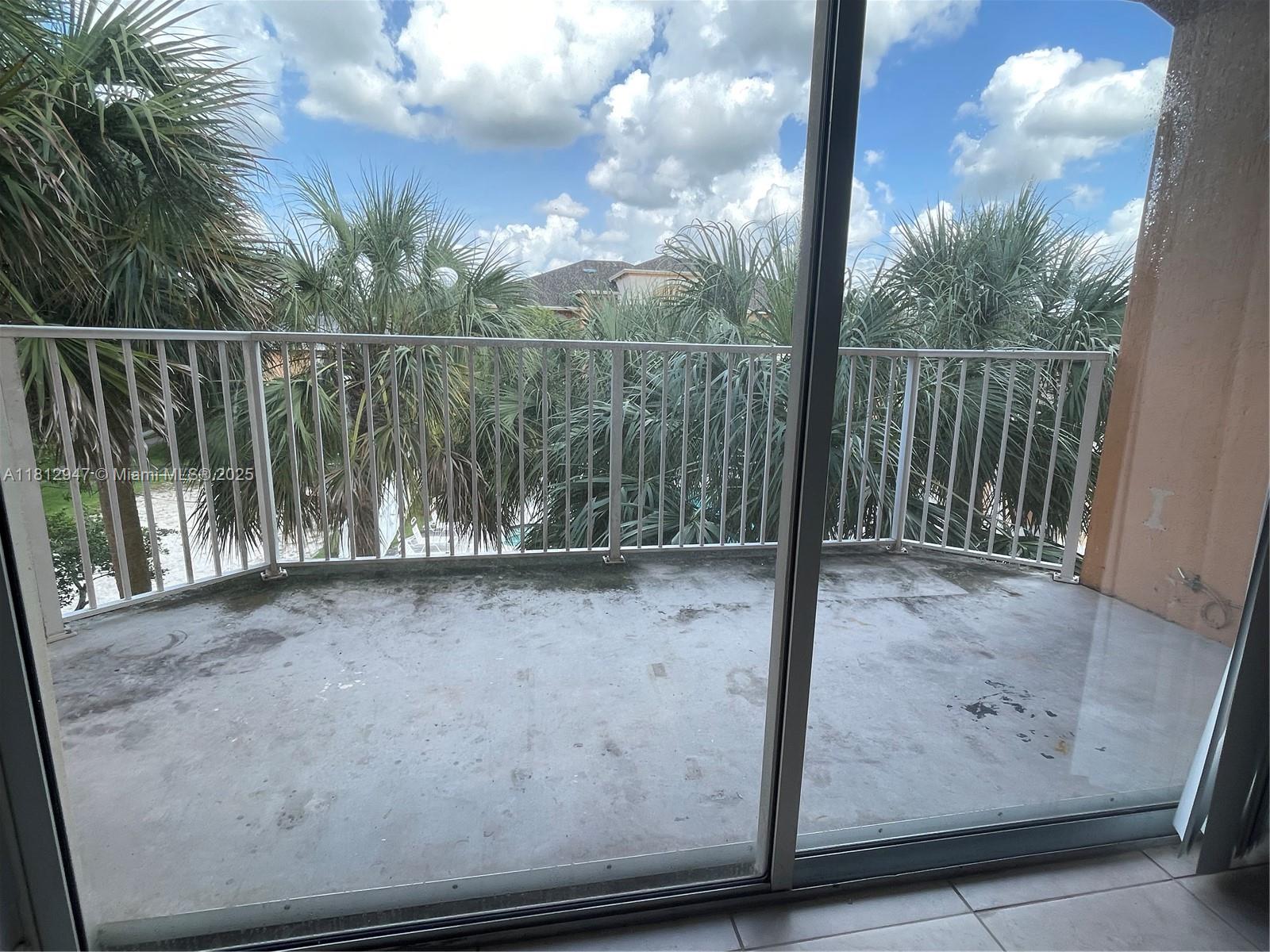 COURTYARDS AT DAVIE CONDO - Residential Lease