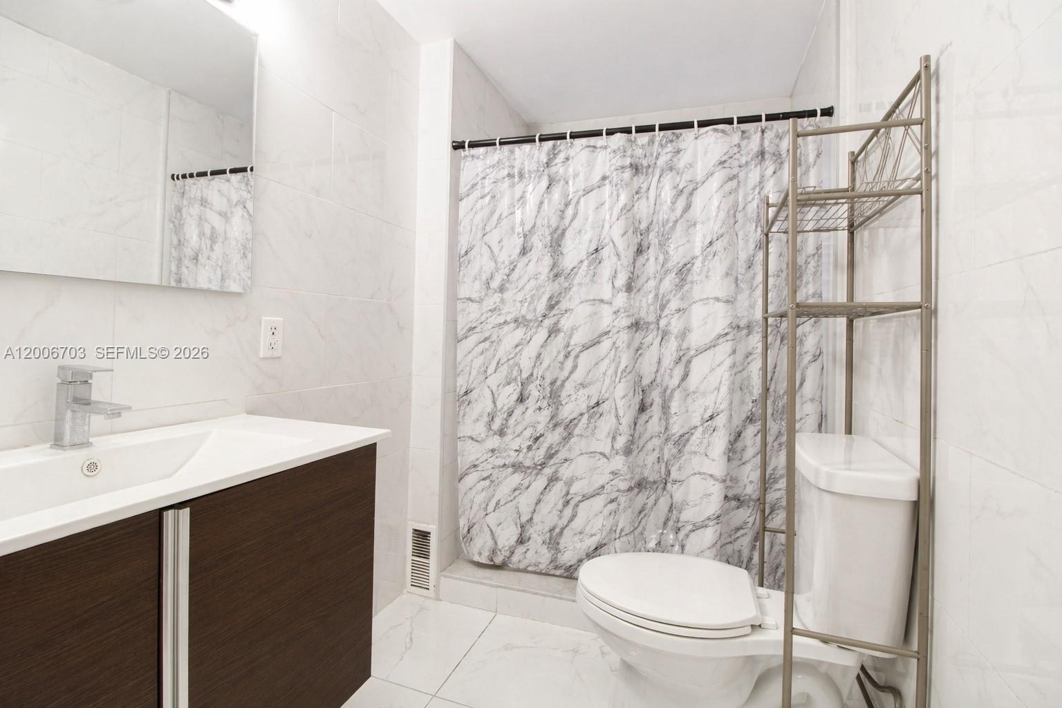 VITRAN AT NARANJA ESTATES - Residential