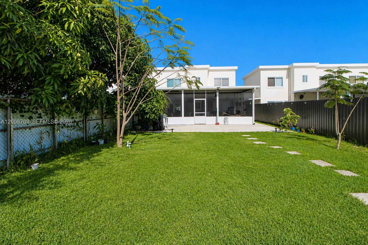 VITRAN AT NARANJA ESTATES - Residential