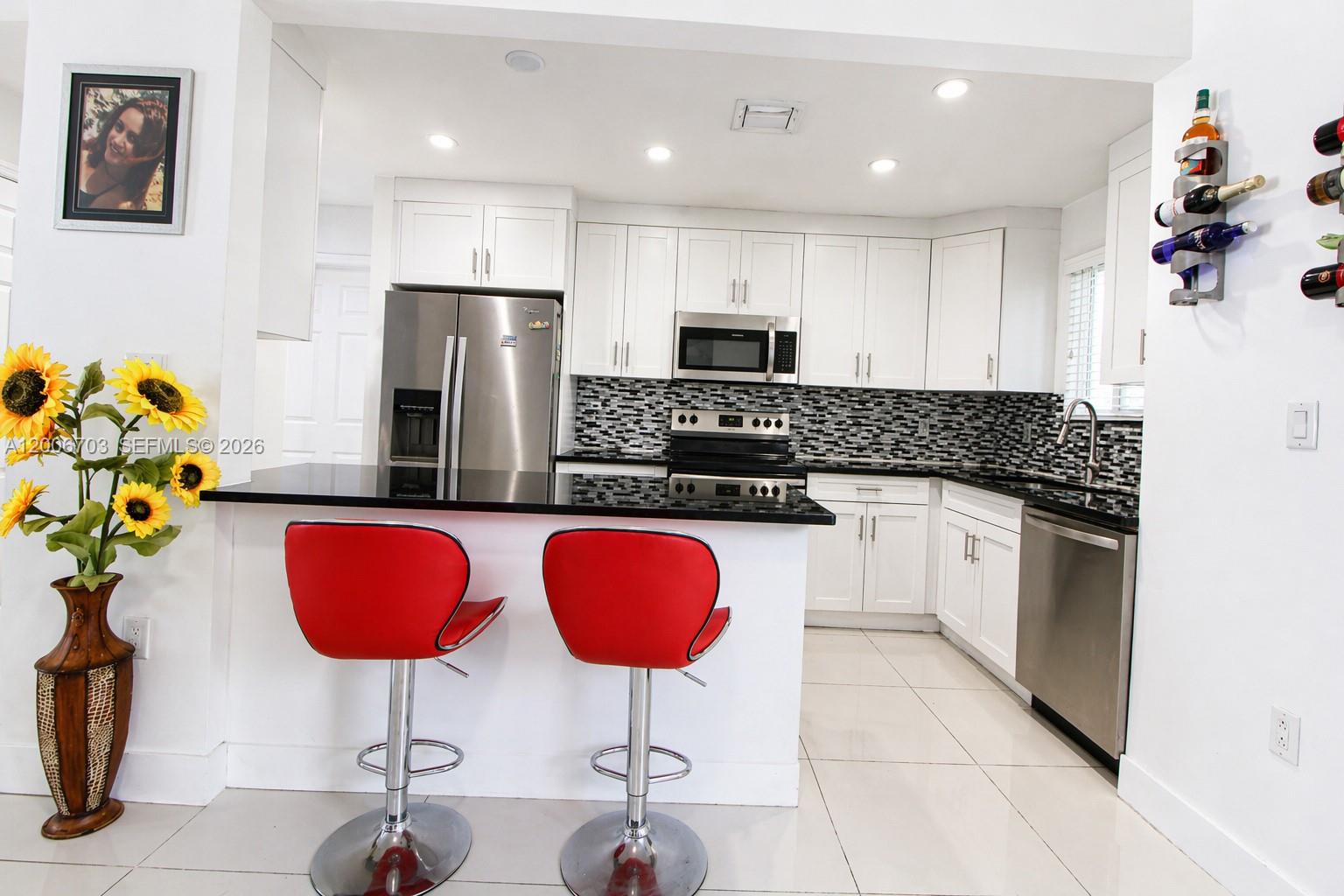 VITRAN AT NARANJA ESTATES - Residential