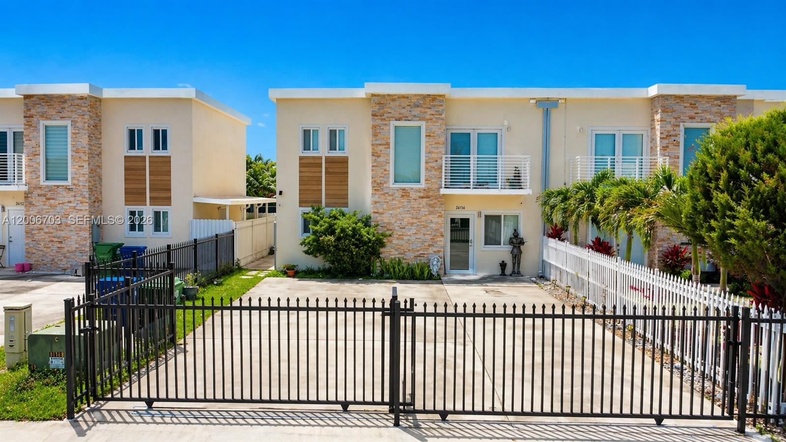 VITRAN AT NARANJA ESTATES - Residential