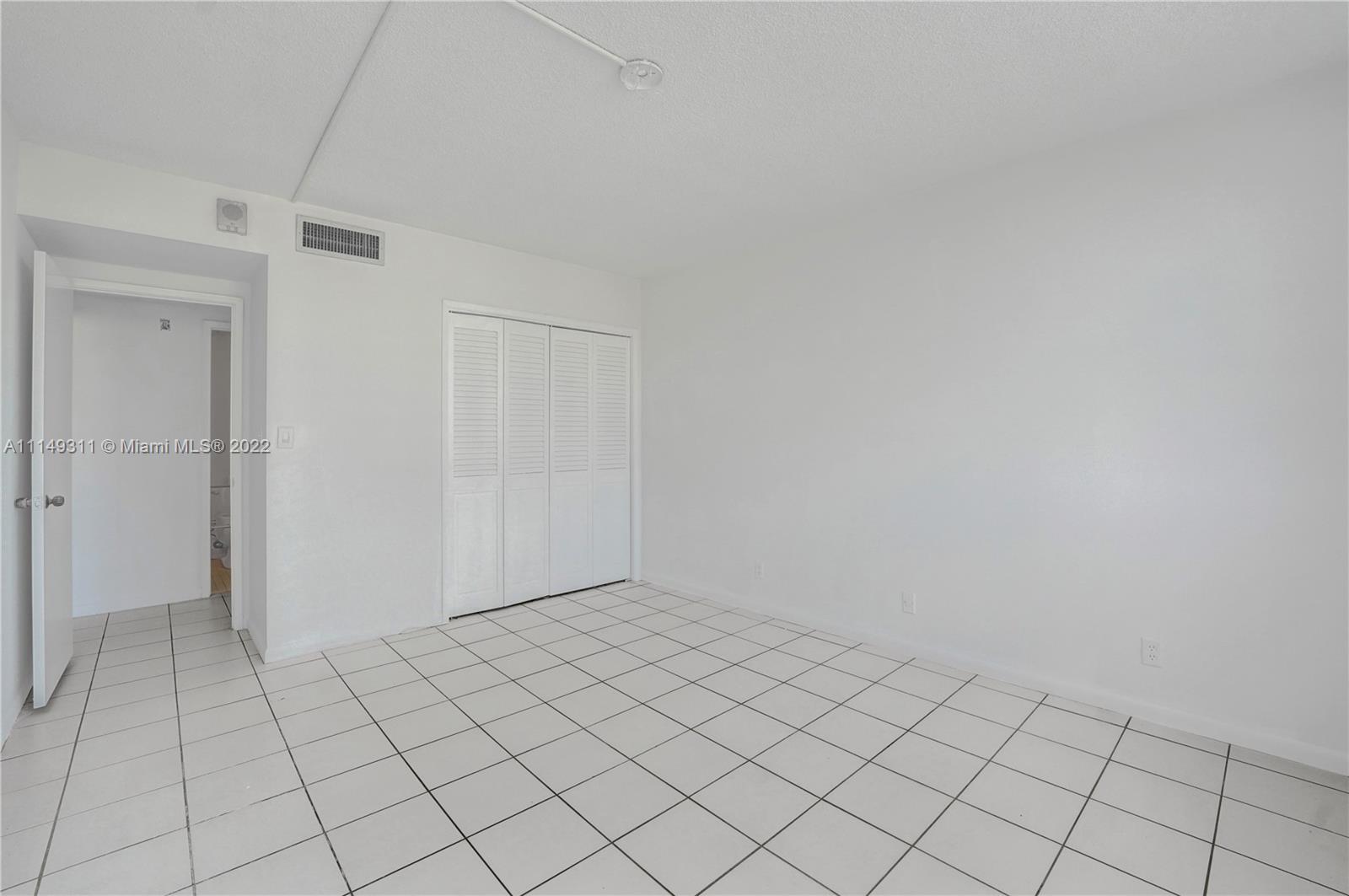 HILLCREST EAST 22 - Residential