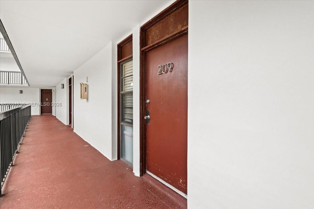 3101 N Country Club Dr 209