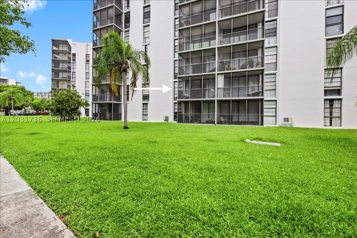 3101 N Country Club Dr 209