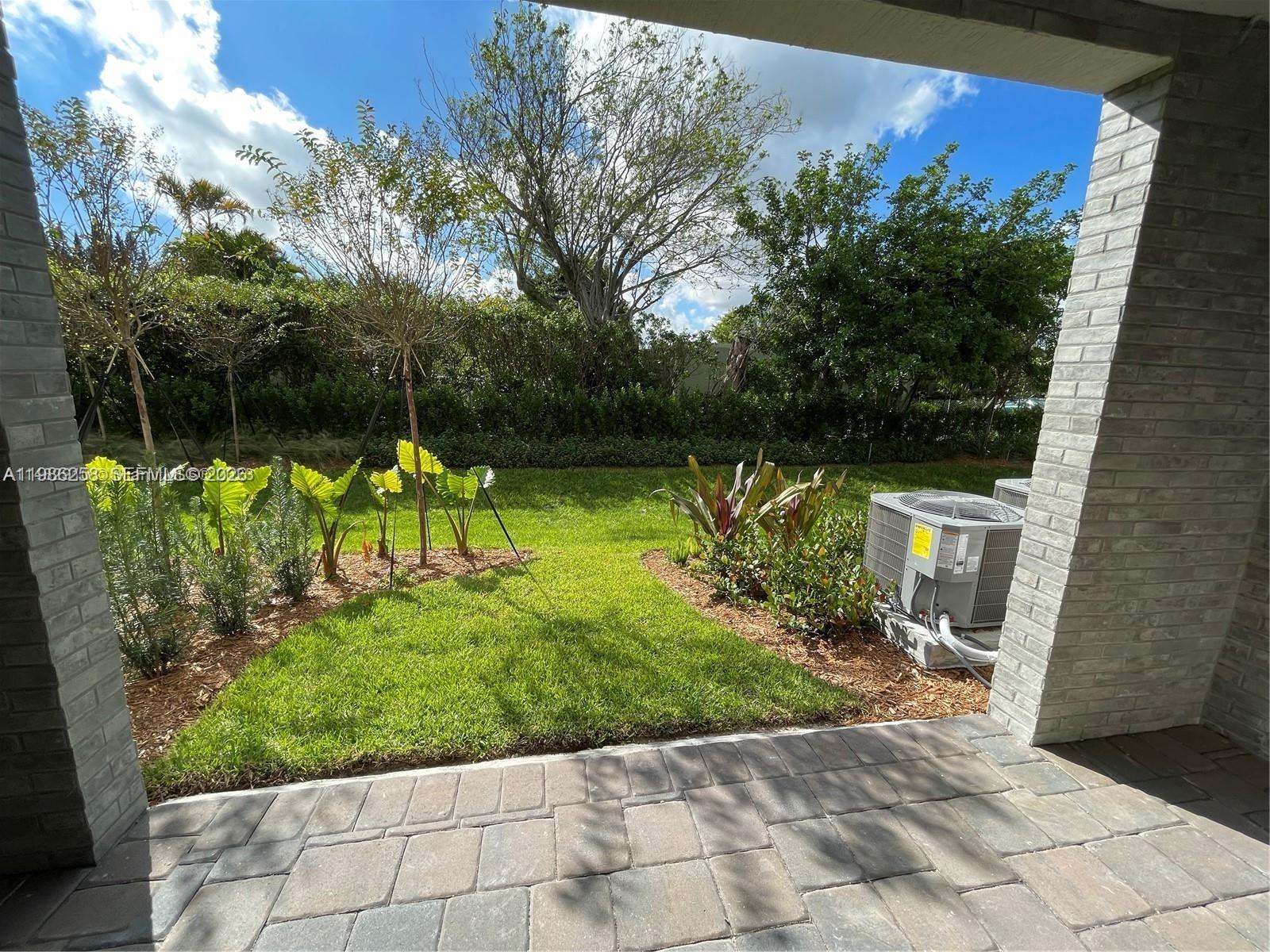 VILLAGE PARK AT DEERFIELD - Residential Lease