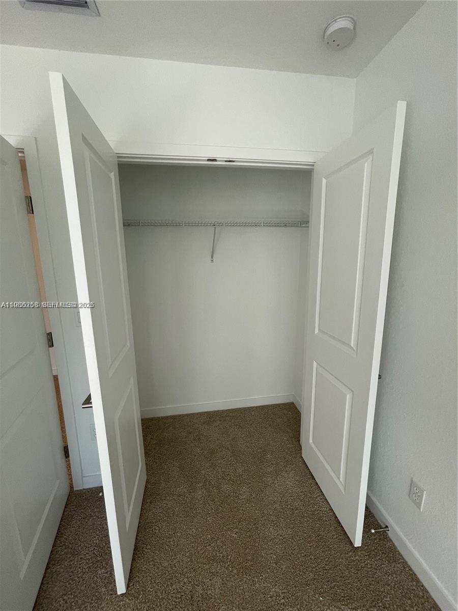 VILLAGE PARK AT DEERFIELD - Residential Lease