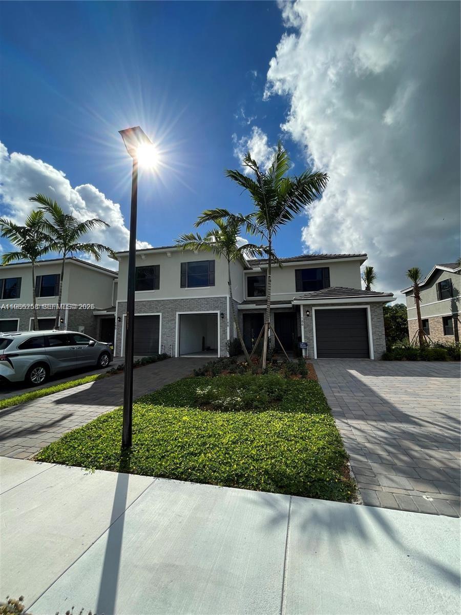 VILLAGE PARK AT DEERFIELD - Residential Lease