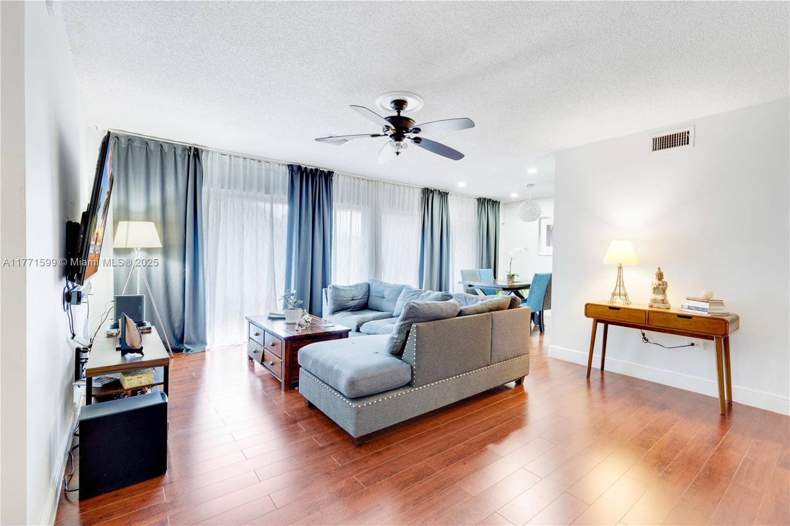 Property for Sale at 8390 N Missionwood Cir D-18, Miramar, Broward County, Florida - Bedrooms: 2 
Bathrooms: 2  - $267,500