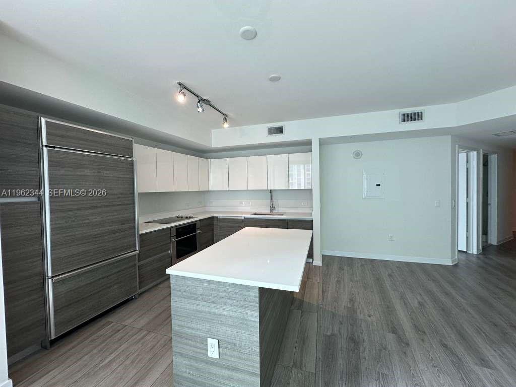 1100 S Miami Ave 2401