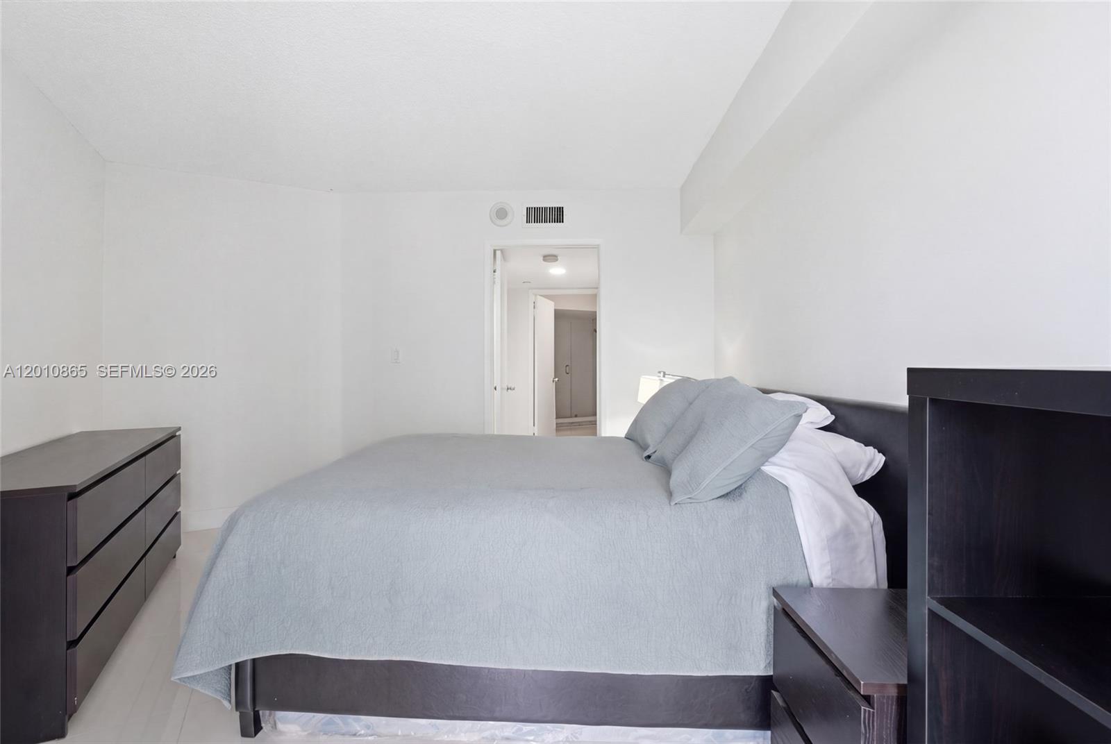 MYSTIC POINTE CONDO NO TW - Residential