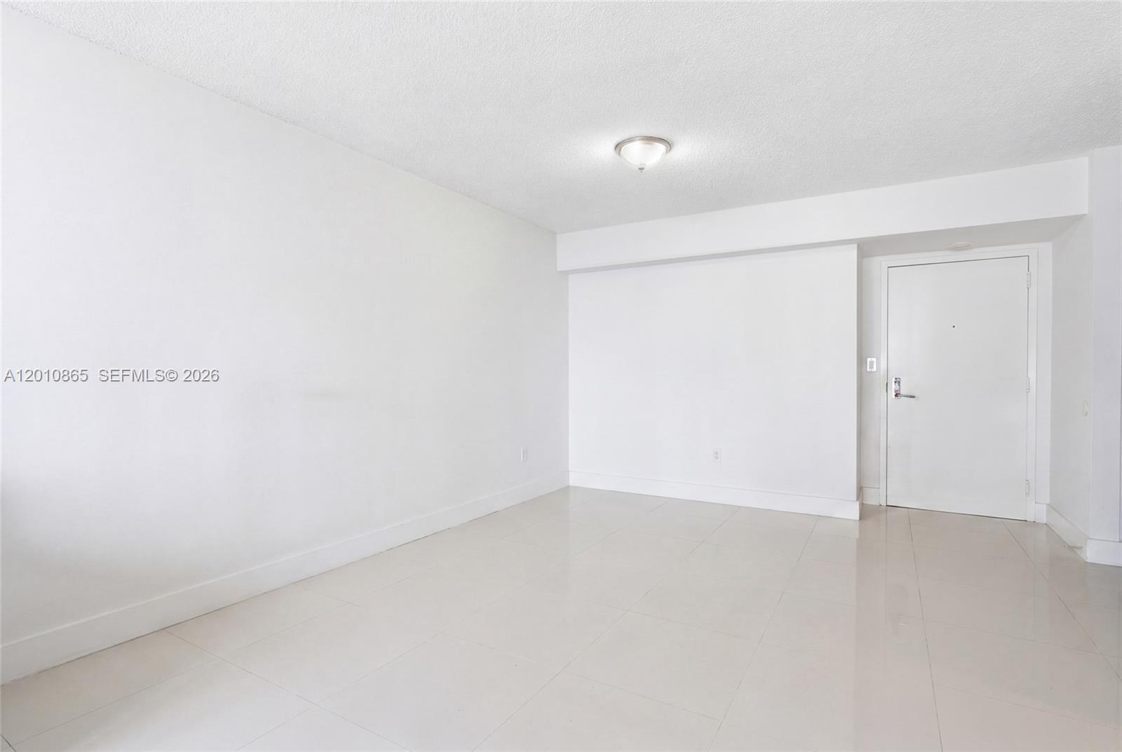MYSTIC POINTE CONDO NO TW - Residential