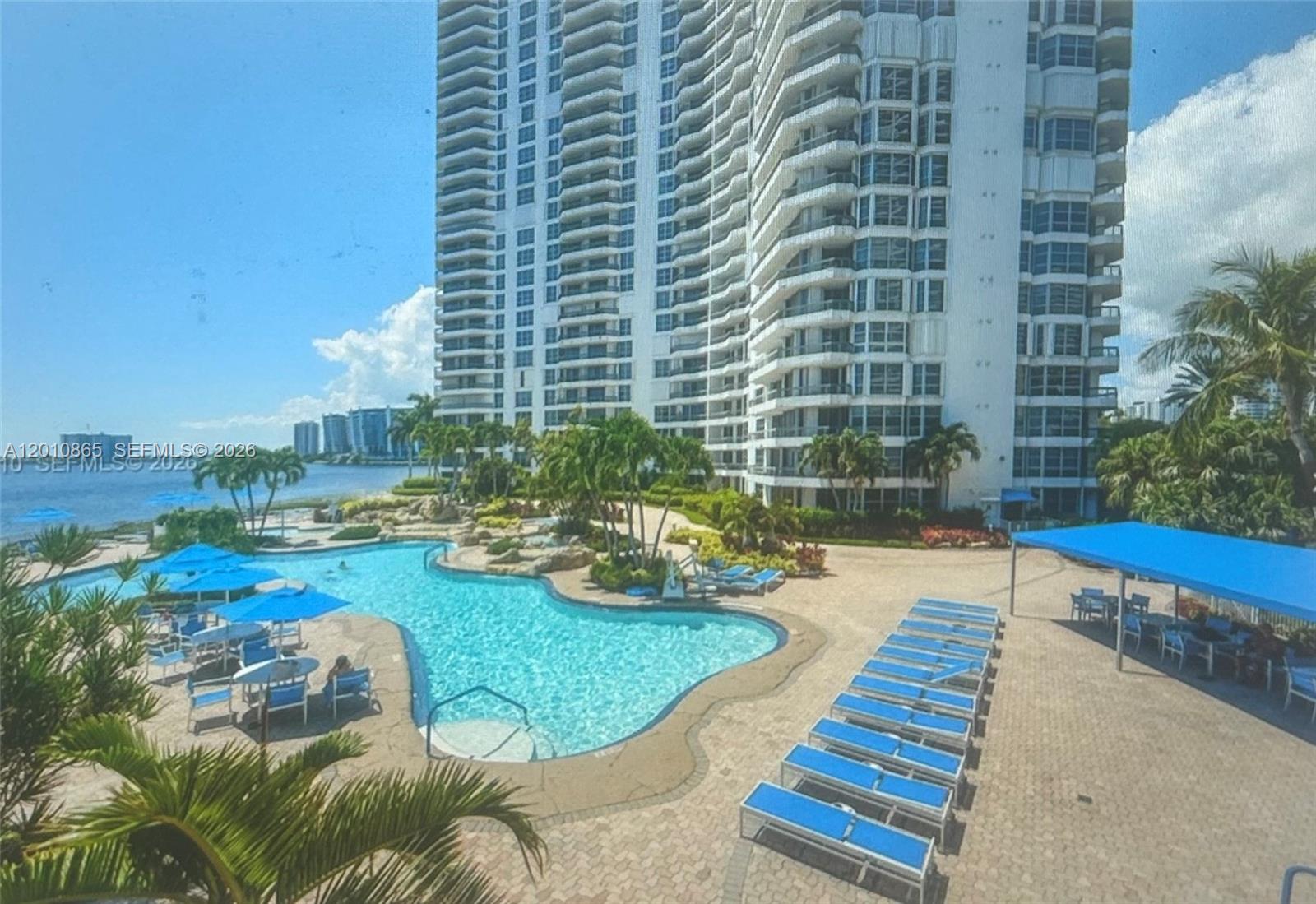 MYSTIC POINTE CONDO NO TW - Residential