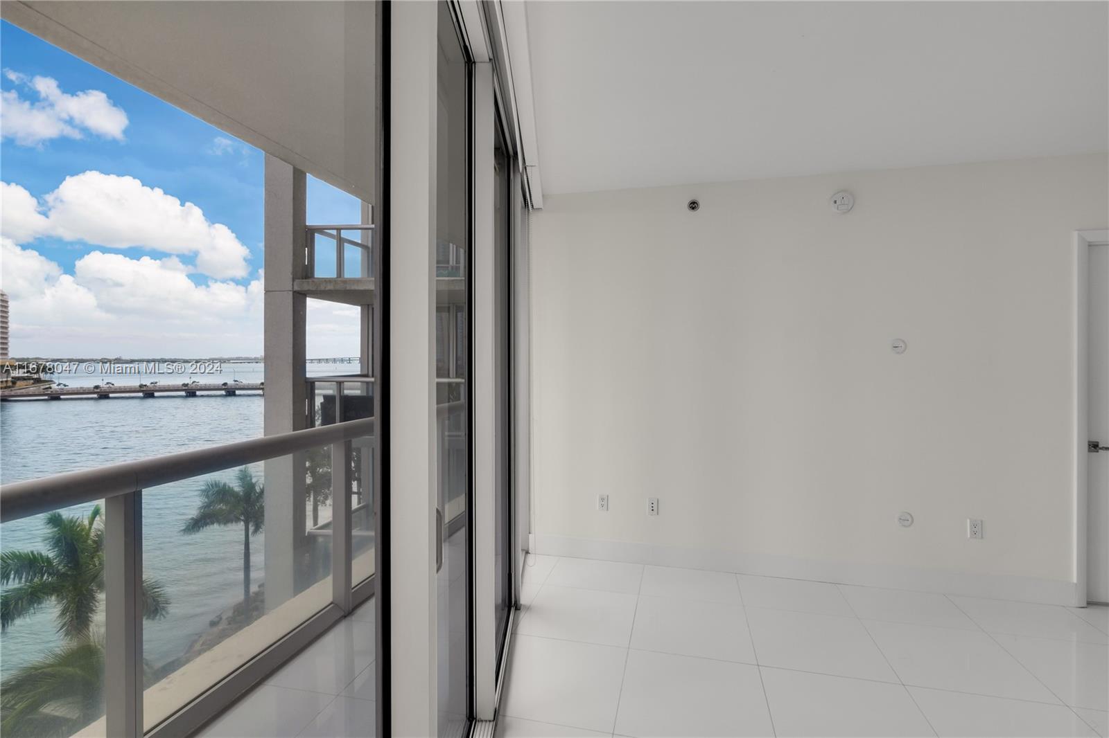 ICON BRICKELL NO TWO - Residential