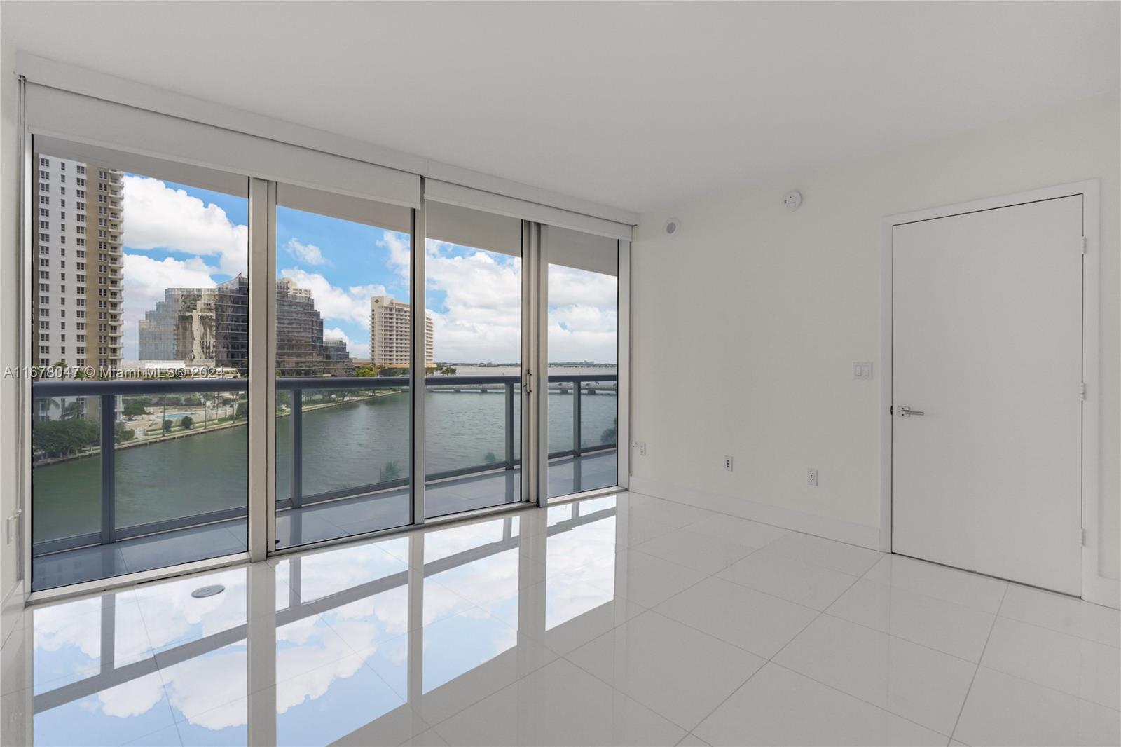 ICON BRICKELL NO TWO - Residential