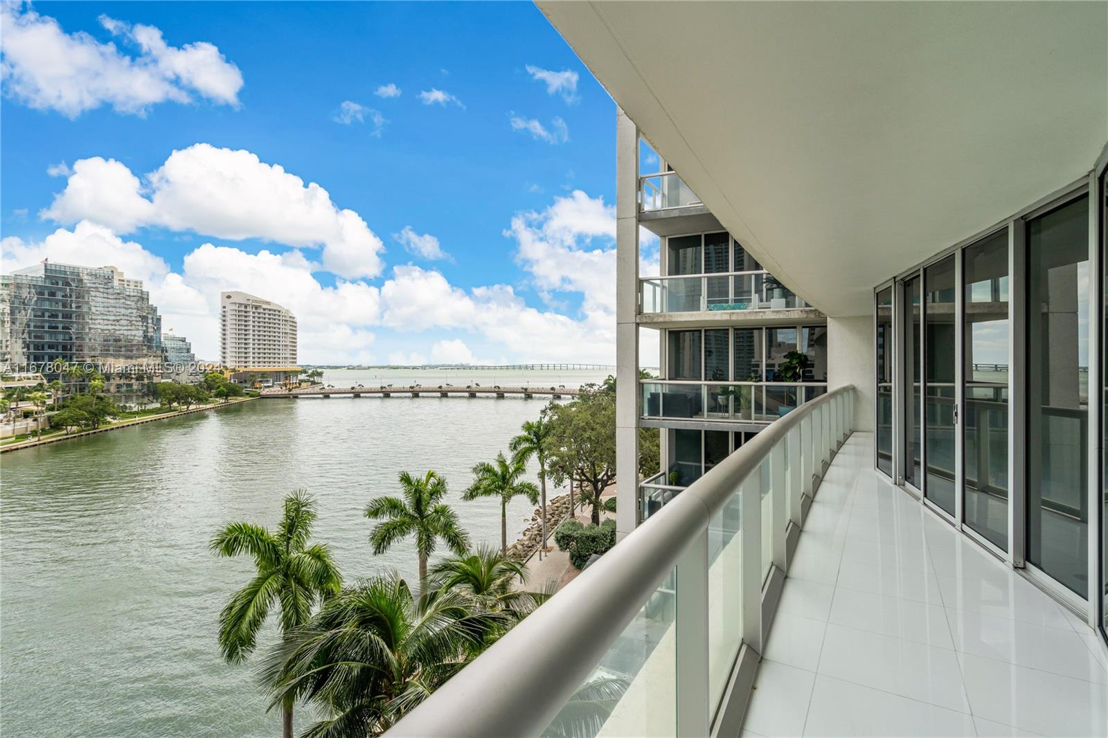 ICON BRICKELL NO TWO - Residential