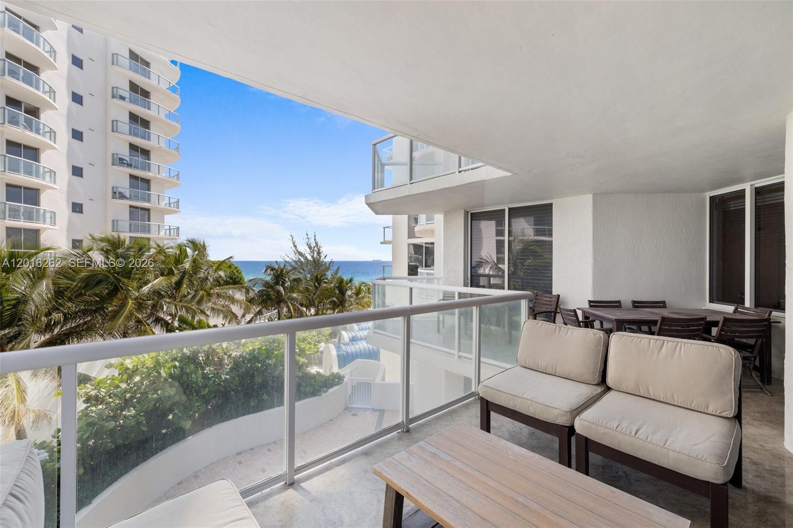 Properties 3 18671 Collins Ave 404