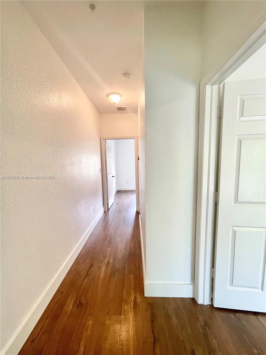 GROVE VILLAS CONDO - Residential