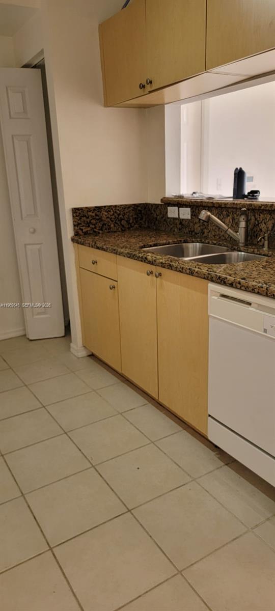 EL-AD RESIDENCES AT MIRAM - Residential