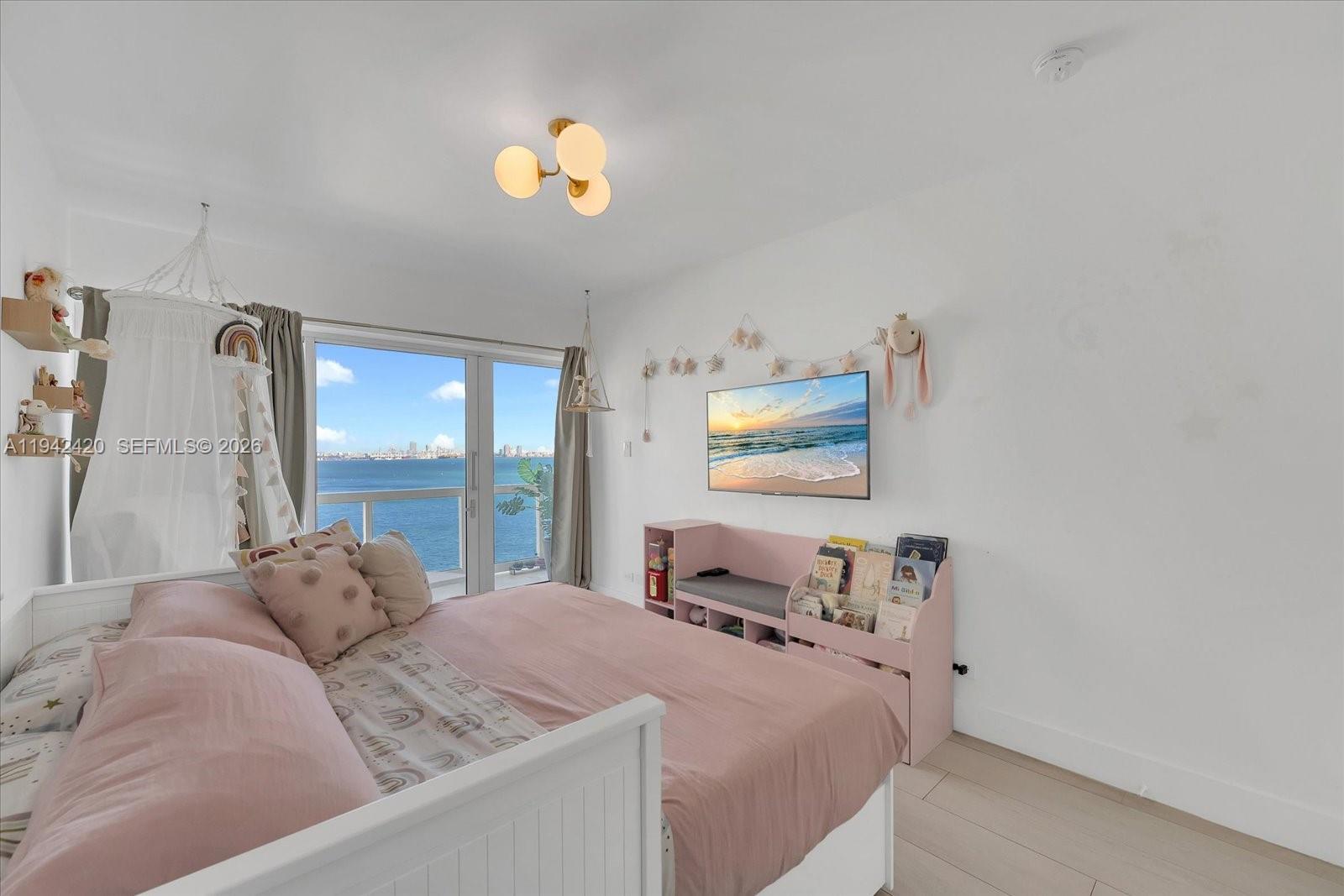 BRICKELL TOWNHOUSE CONDO - Residential