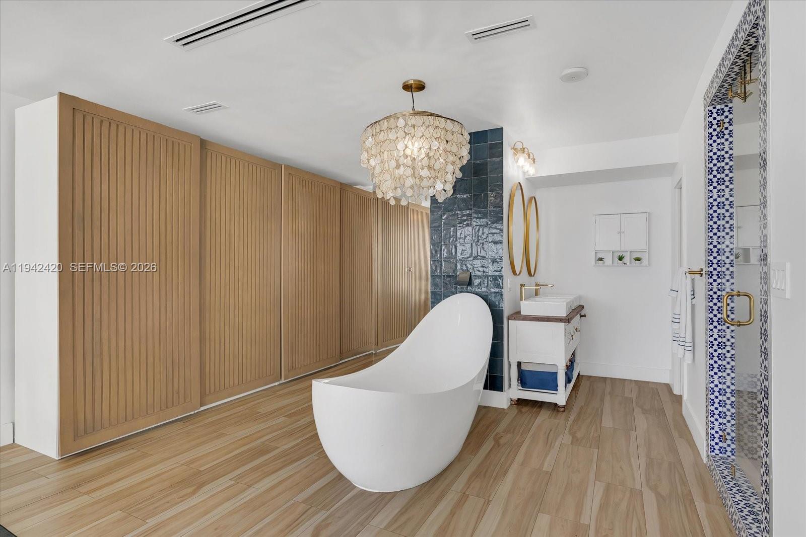 BRICKELL TOWNHOUSE CONDO - Residential