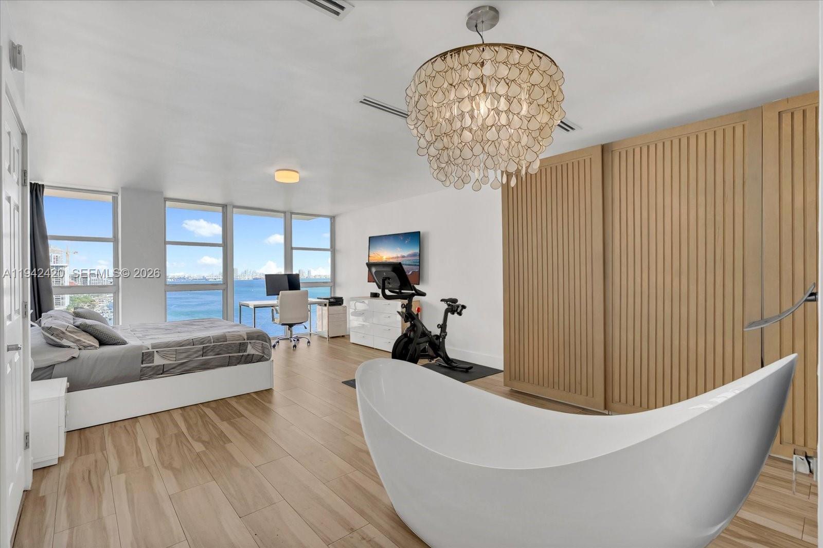 BRICKELL TOWNHOUSE CONDO - Residential