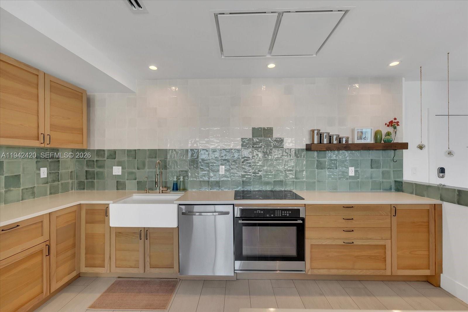 BRICKELL TOWNHOUSE CONDO - Residential