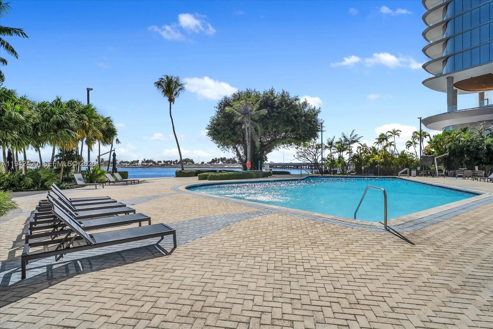 BRICKELL TOWNHOUSE CONDO - Residential