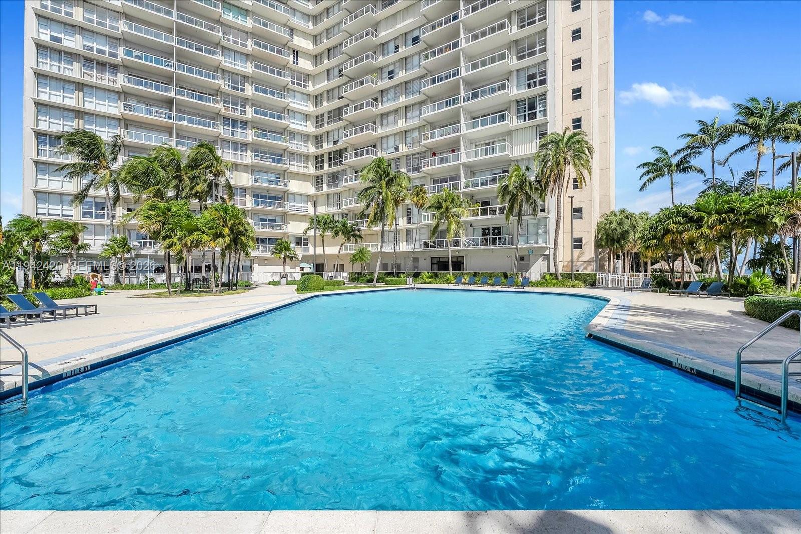 BRICKELL TOWNHOUSE CONDO - Residential