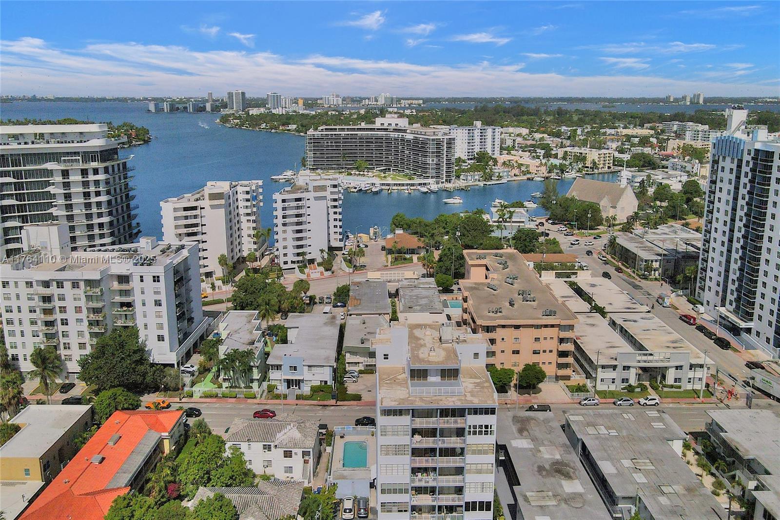 CARILLON CONDO - Residential